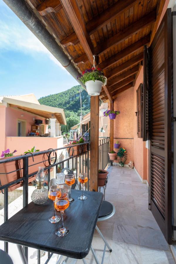 Nature Village Apartment Agioi Deka  エクステリア 写真